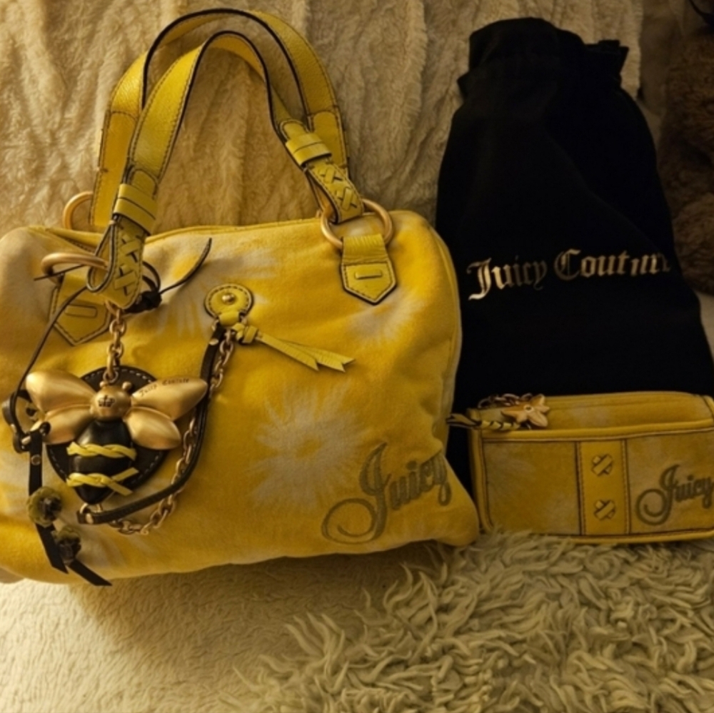 2 pc. Rare Juicy Couture Y2K Bumblebee Yellow Lemonade Velour Bag Set
